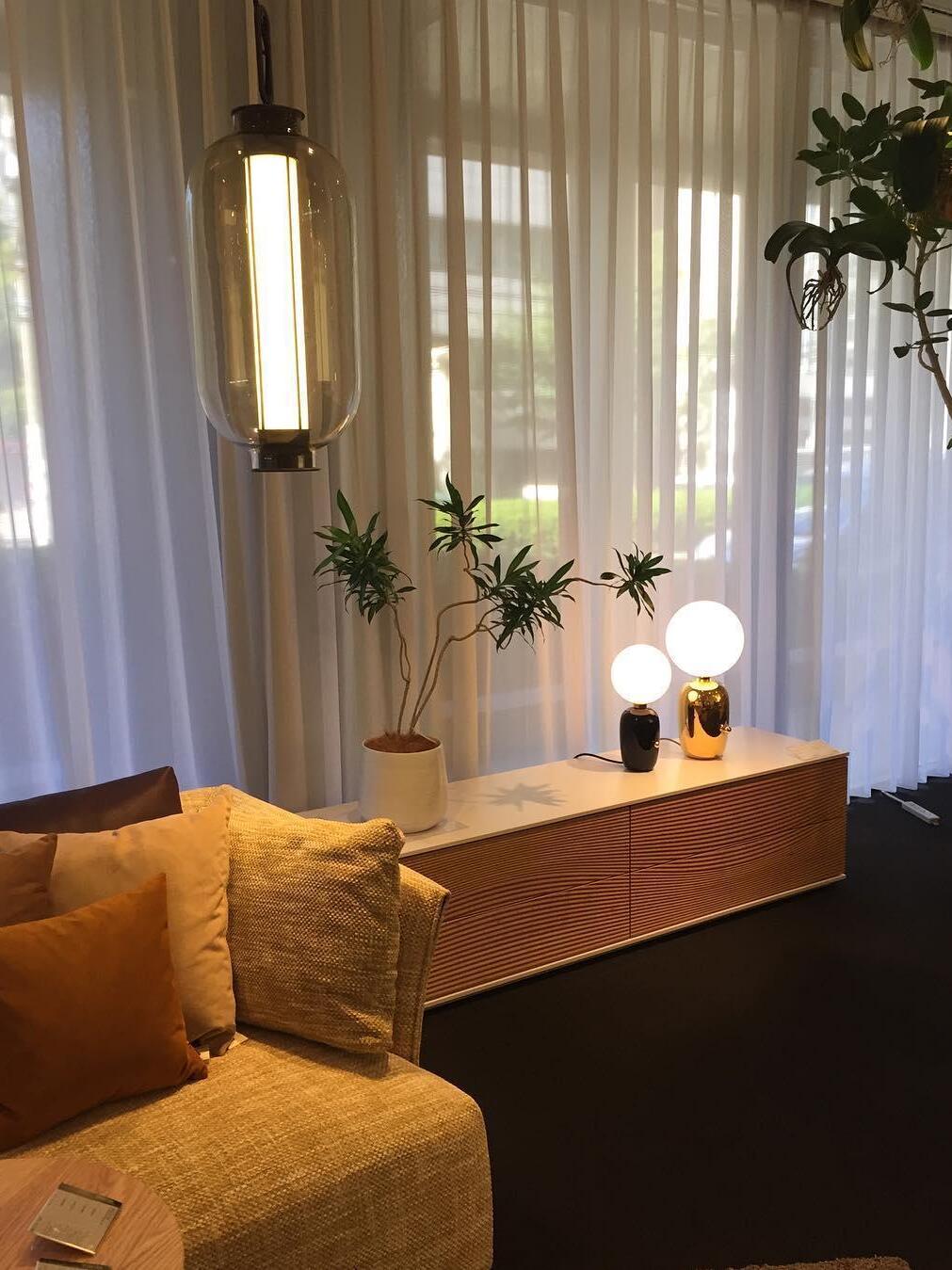 Aballs Table Lamp - Cueteks