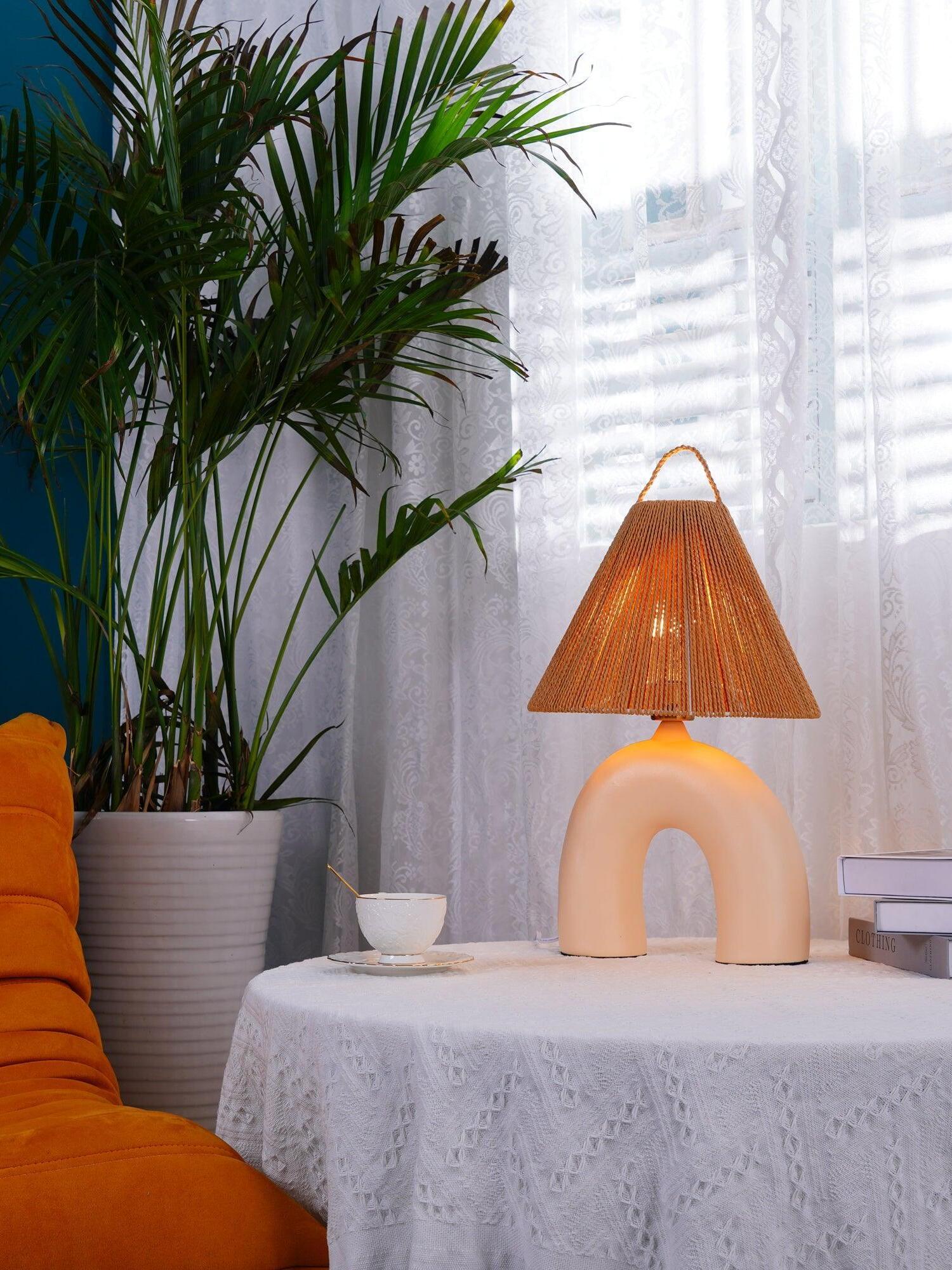 Arched Table Lamp - Cueteks