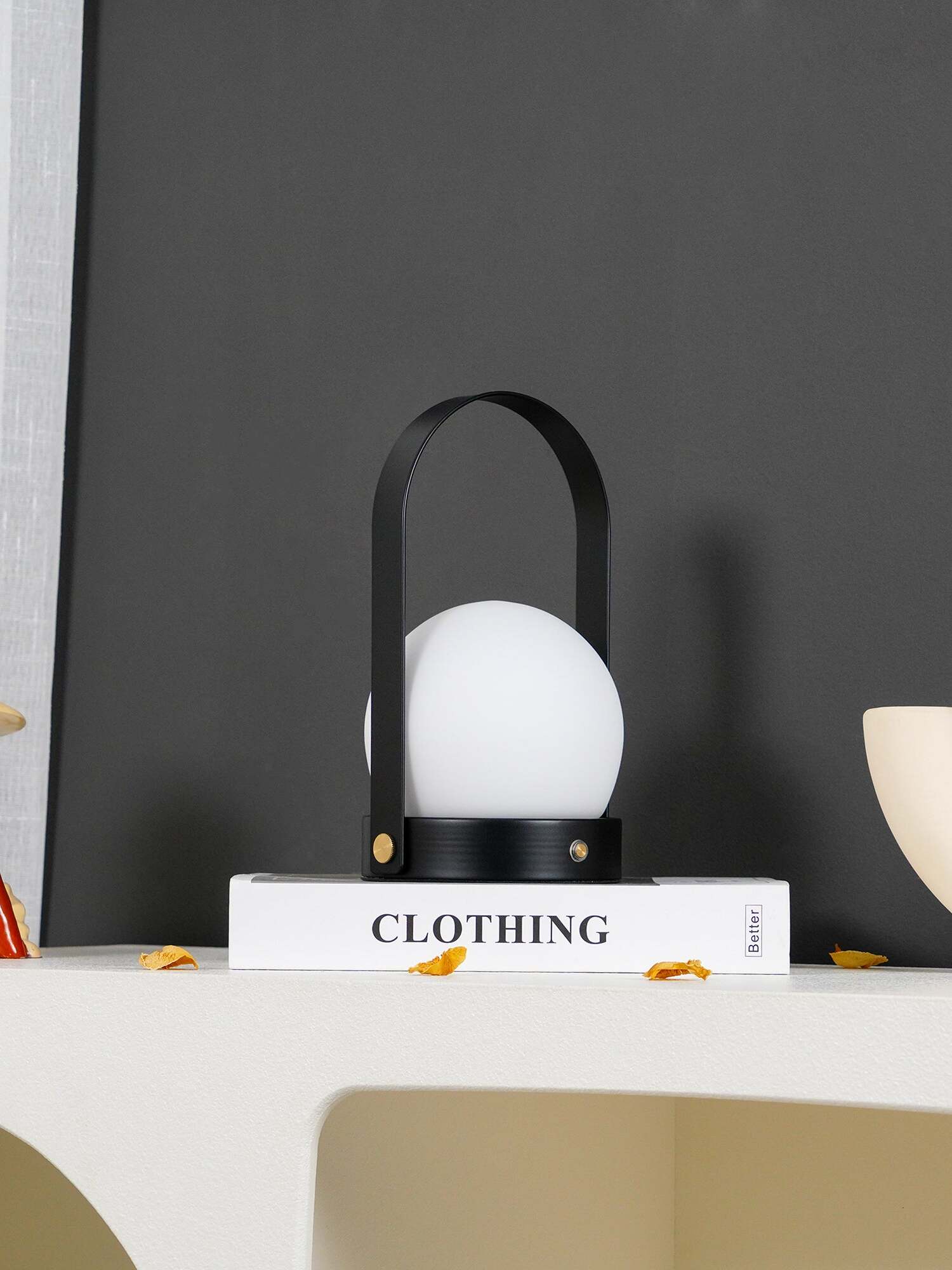 Portable Carrie Glass Ball LED Table Lamp - Cueteks