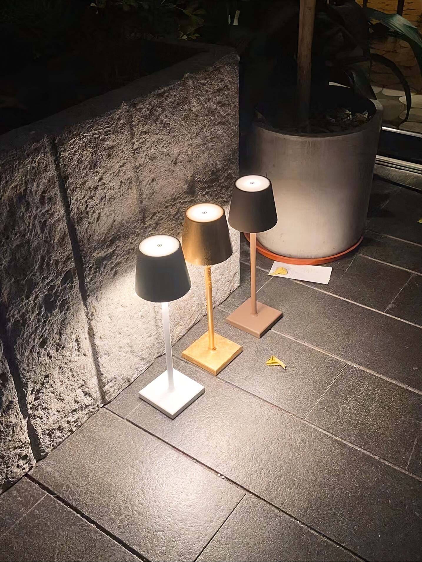 Macaroon Pro Rechargeble Table Lamp - Cueteks