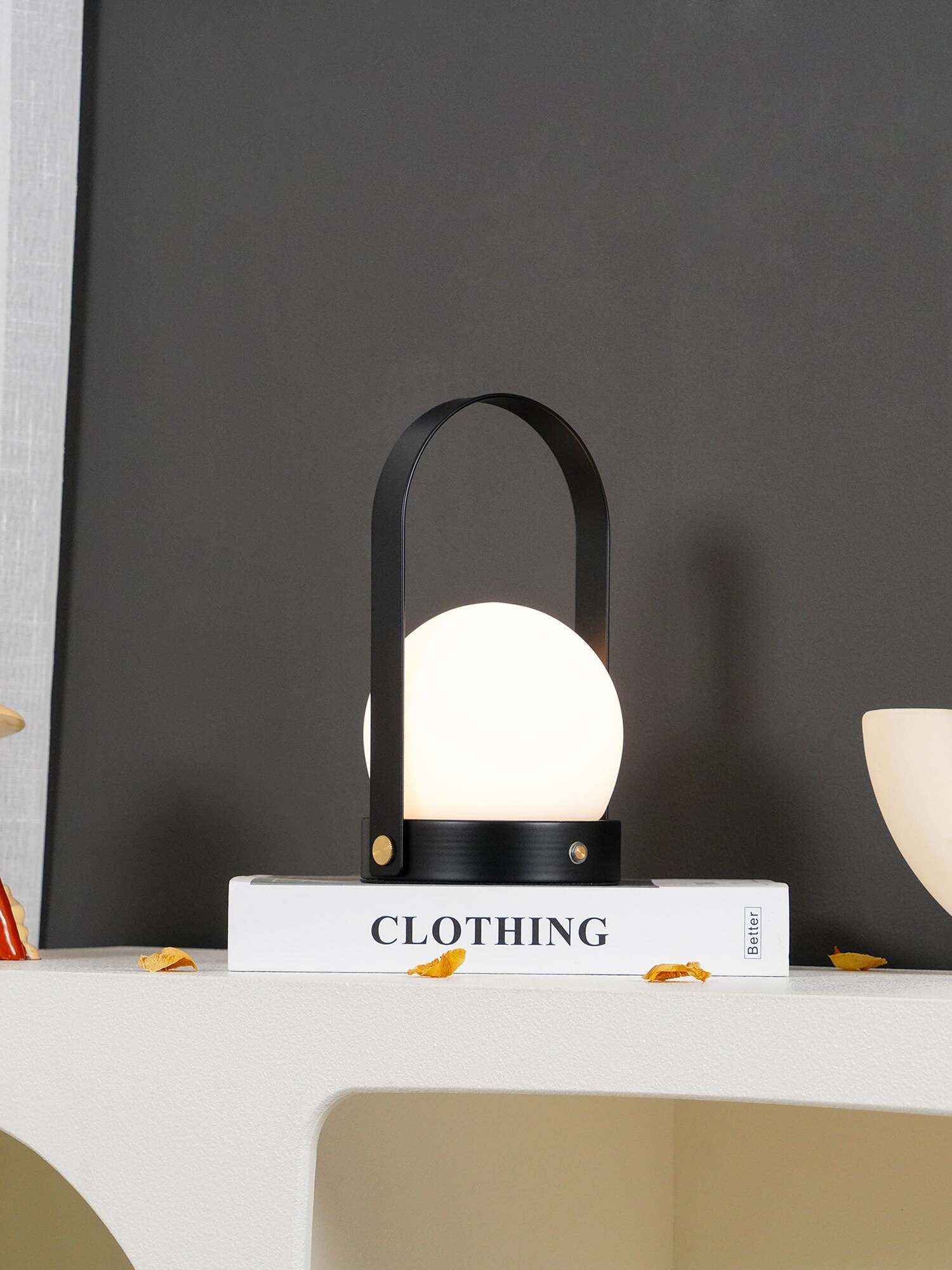 Portable Carrie Glass Ball LED Table Lamp - Cueteks