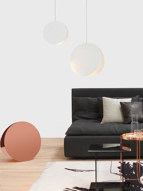 Modern North Metal Disc Pendant Light - Cueteks