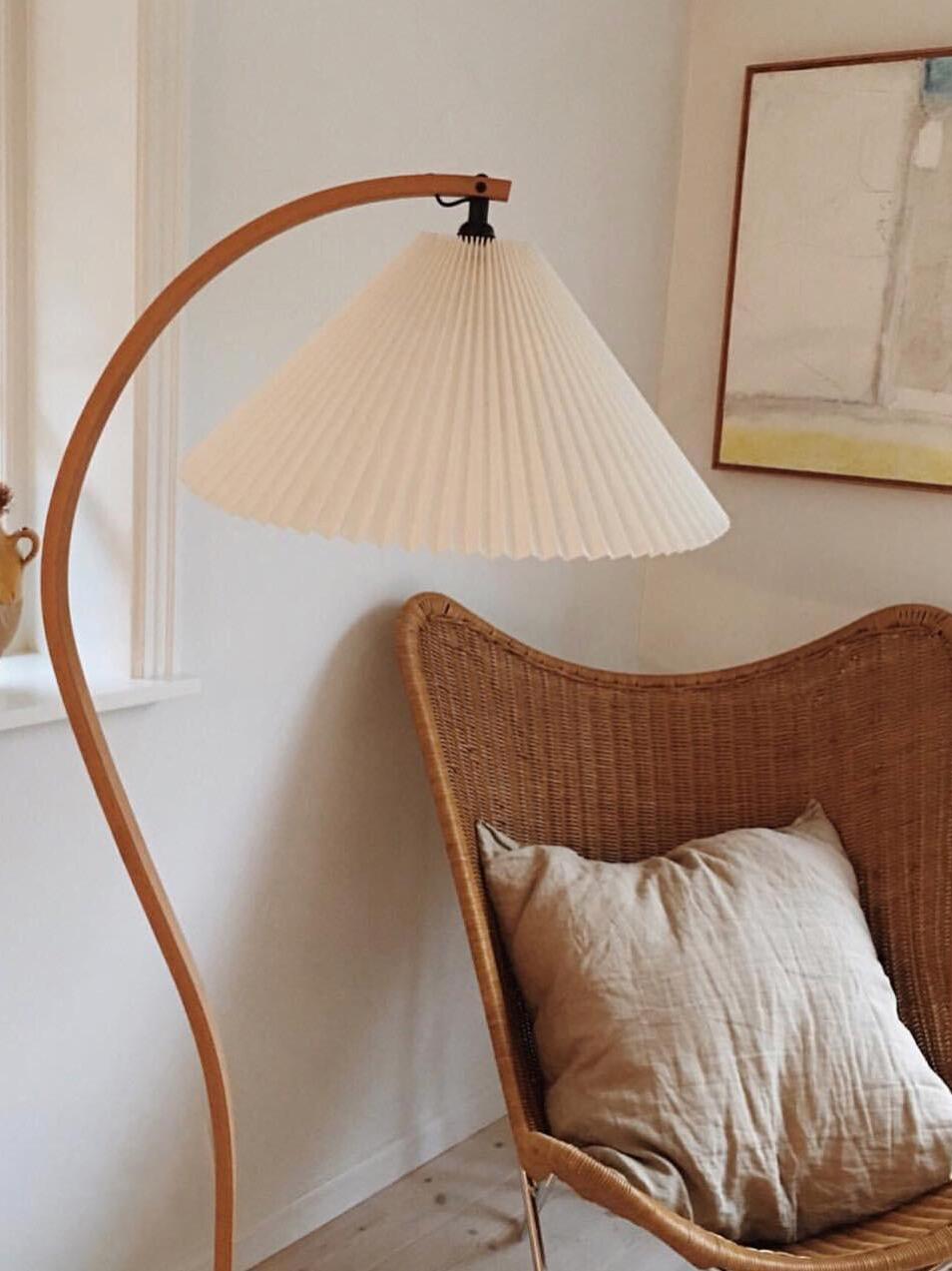 Caprani Floor Lamp - Cueteks