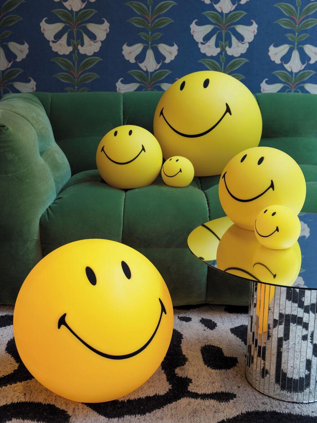 Smiling Decorative Rechargeable Table Lamp - Cueteks
