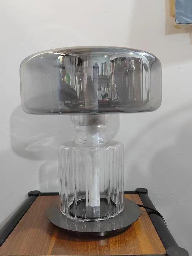 Modern Rapanui Geometric Glass Table Lamp - Cueteks