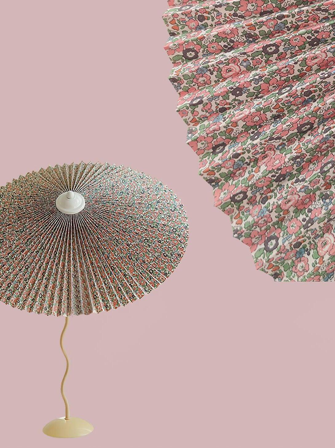 Pleated Hat Table Lamp - Cueteks