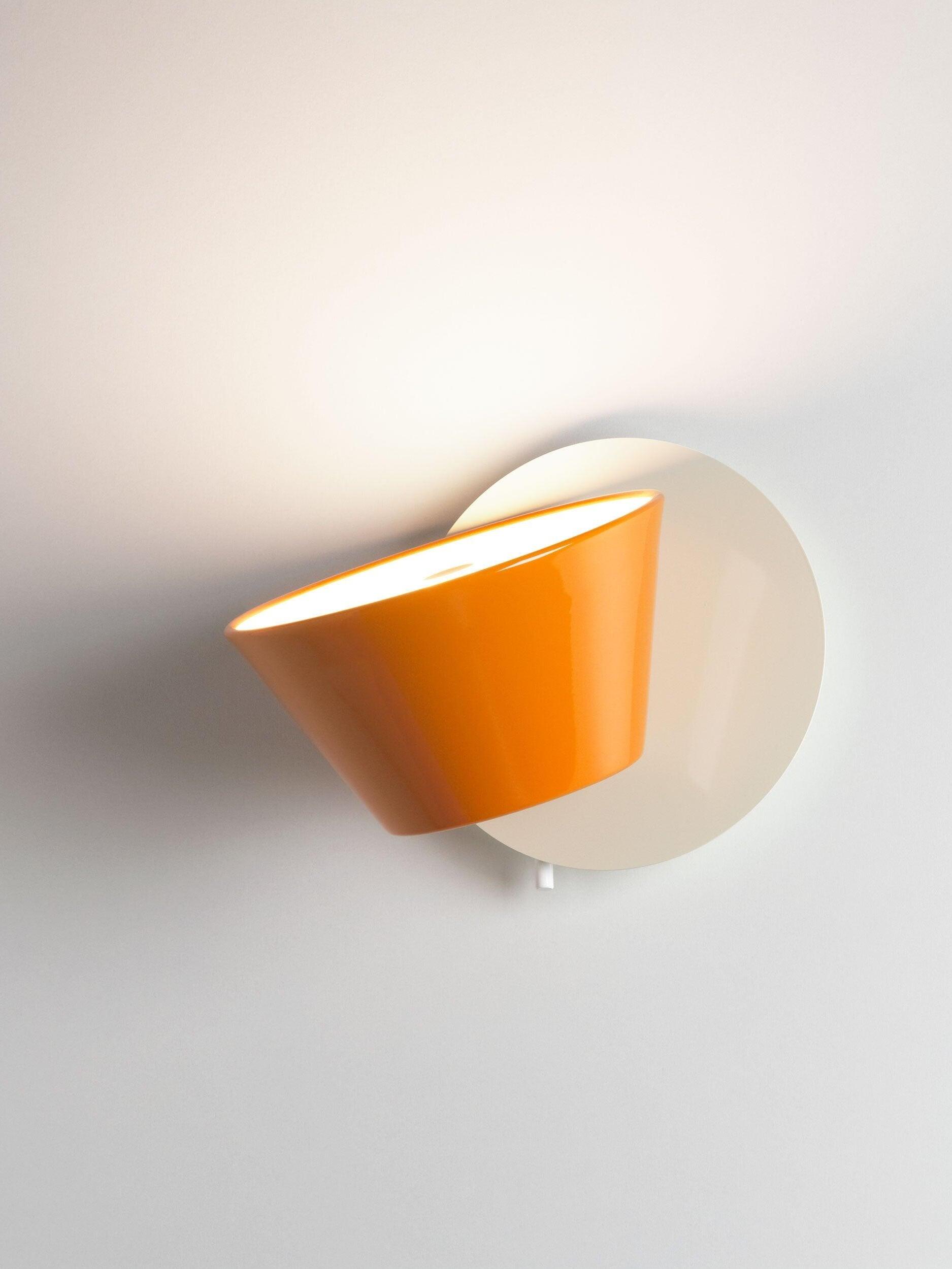 Modern Aluminum Methacrylate Tam Tam Wall Lamp - Cueteks