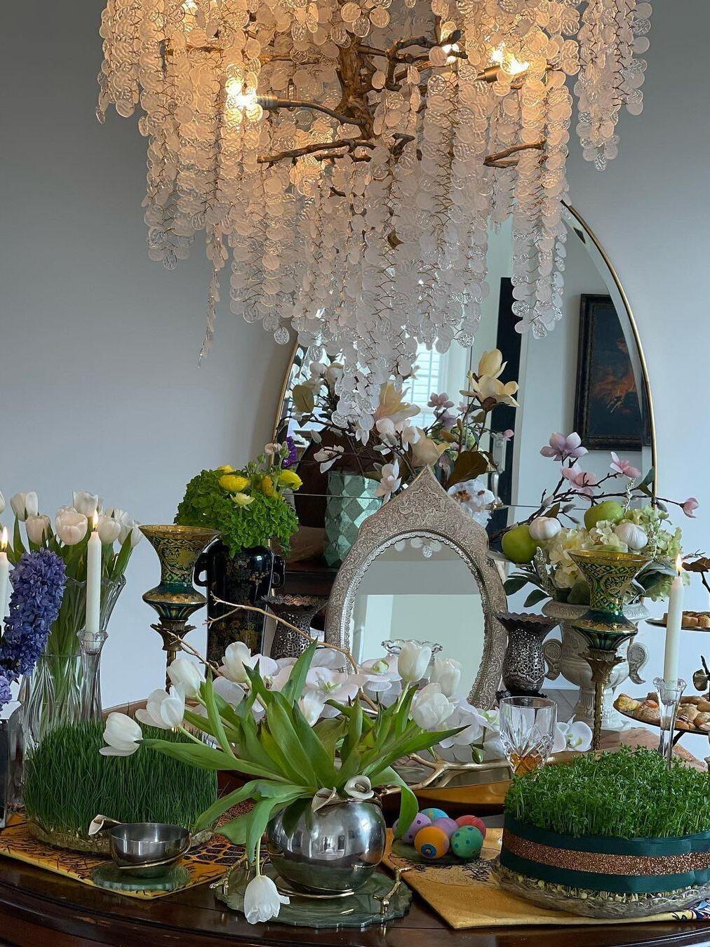 Shiro Noda Crystal Chandelier - Cueteks