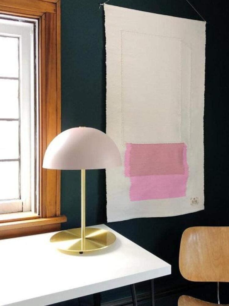 Modern Metal Acrylic Hanna Table Lamp - Cueteks