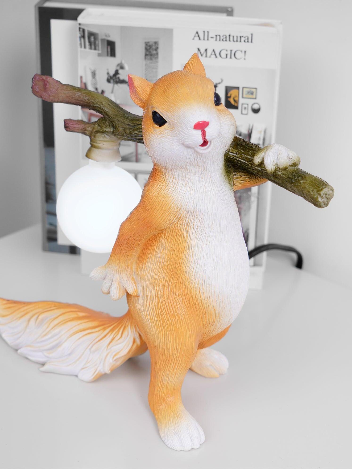 Squirrel Table Lamp - Cueteks
