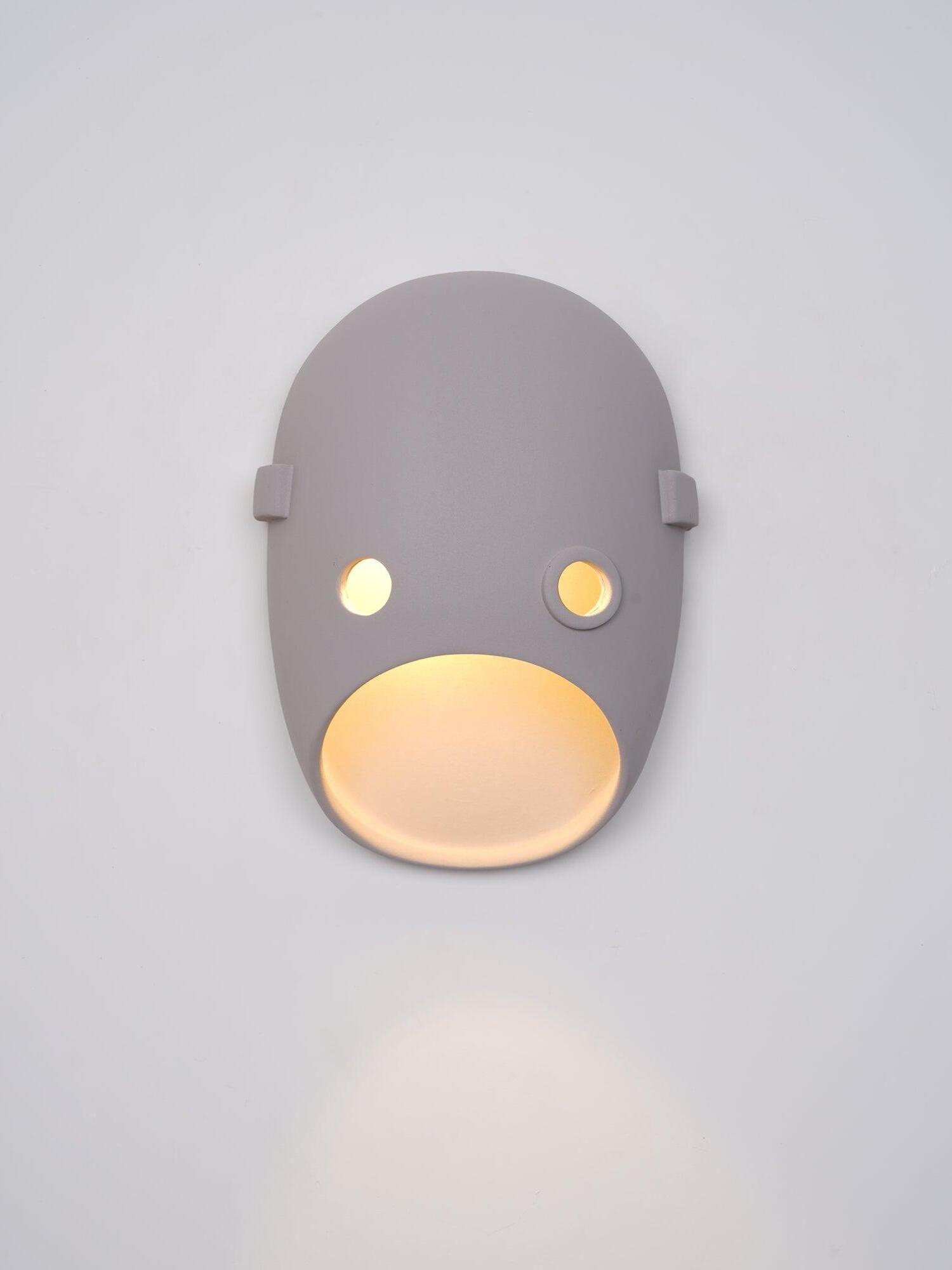 Mask Wall Light - Cueteks
