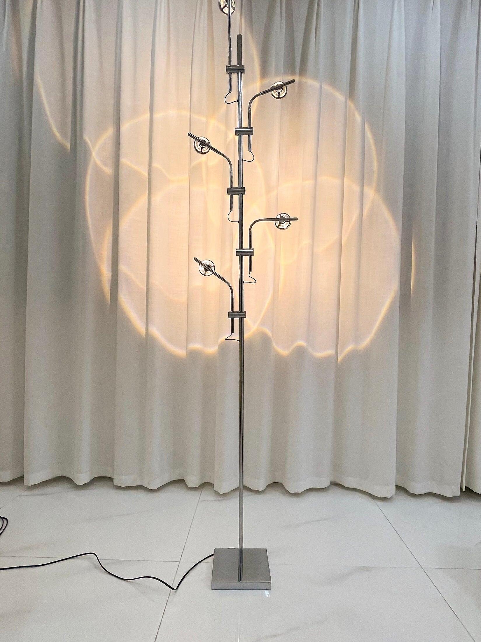 Wa Wa Floor lamp - Cueteks