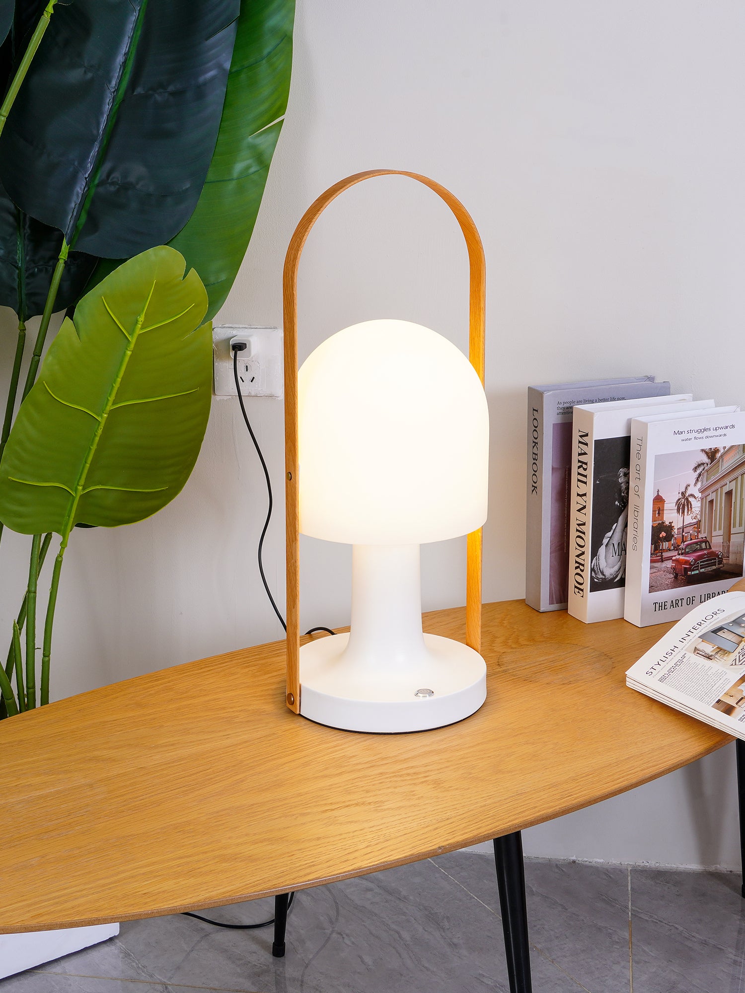 FollowMe Table Lamp - Cueteks