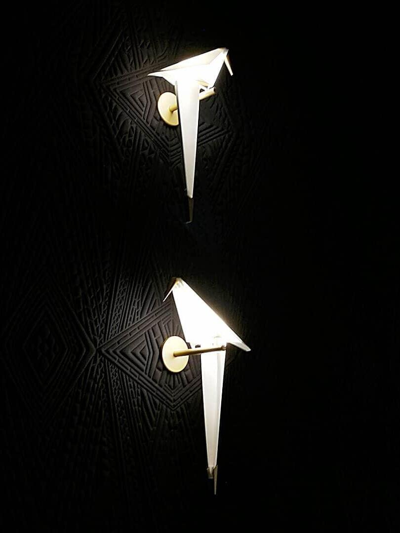 Modern Metal Perching Bird Wall Lamp For Bedroom - Cueteks