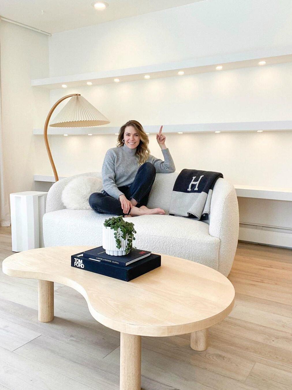 Caprani Floor Lamp - Cueteks