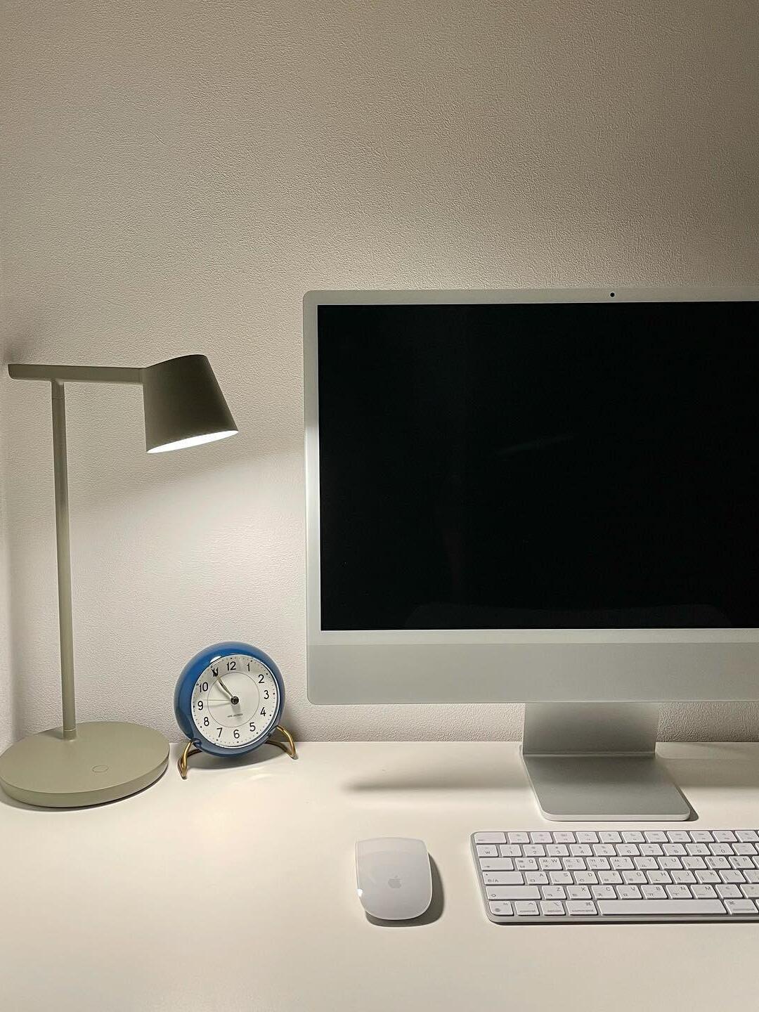 Tip Table Lamp - Cueteks