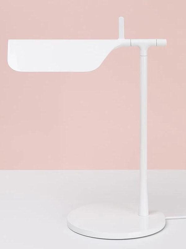 Modern Metal Tab Table Lamp For Studies - Cueteks