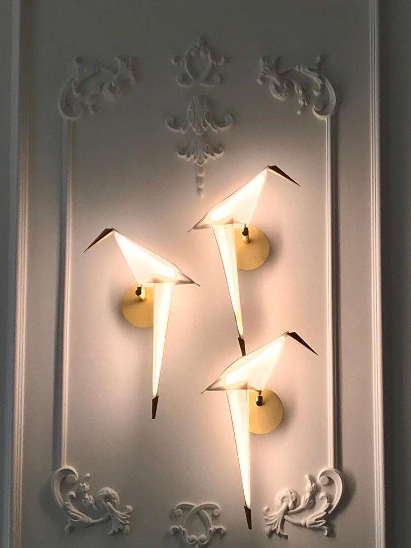 Modern Metal Perching Bird Wall Lamp For Bedroom - Cueteks