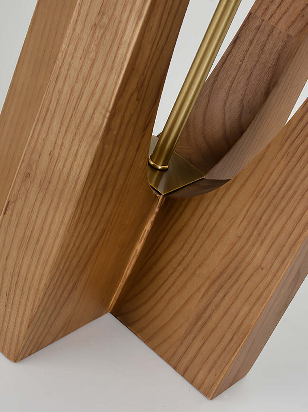 Wood base joints and lower metal stem