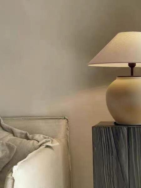 Medieval Decker Pottery Pot LED Table Lamp - Cueteks