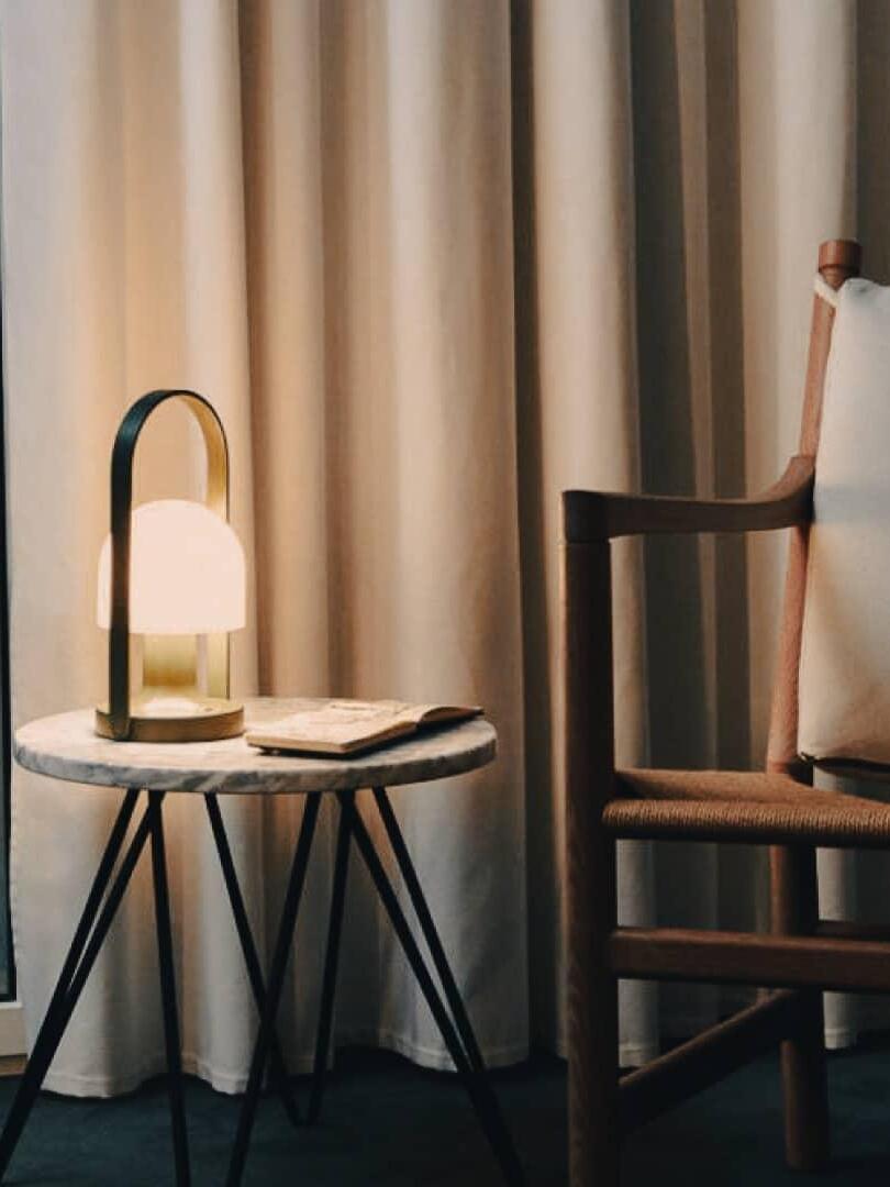 FollowMe Table Lamp - Cueteks