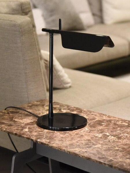 Modern Metal Tab Table Lamp For Studies - Cueteks