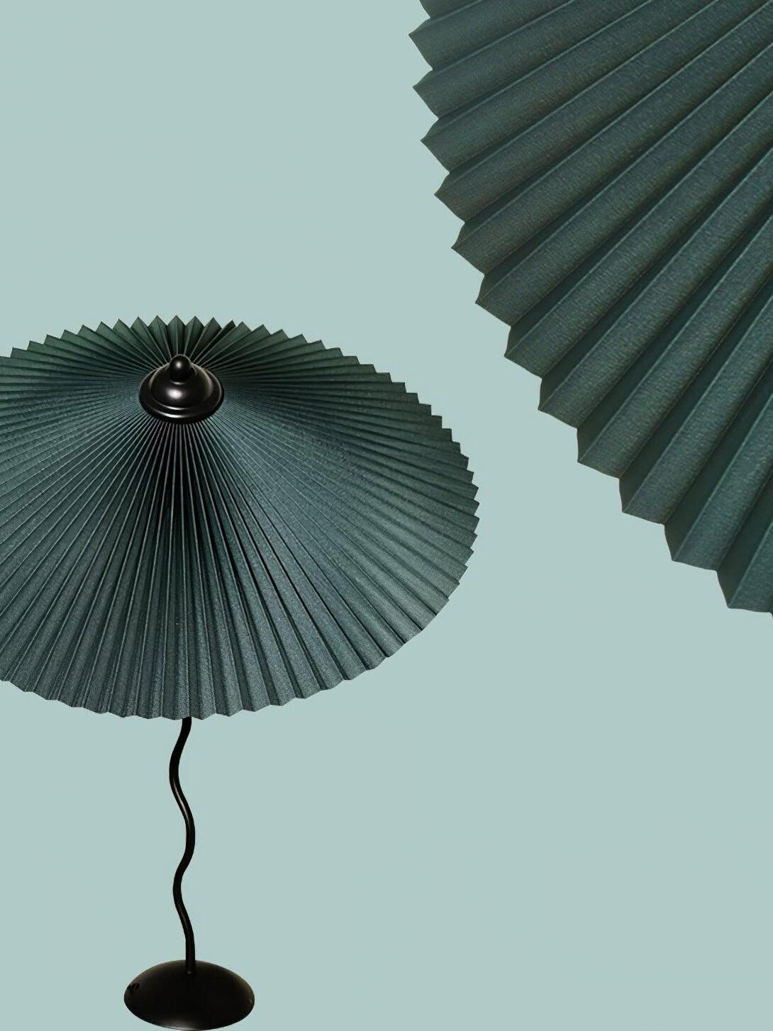Pleated Hat Table Lamp - Cueteks