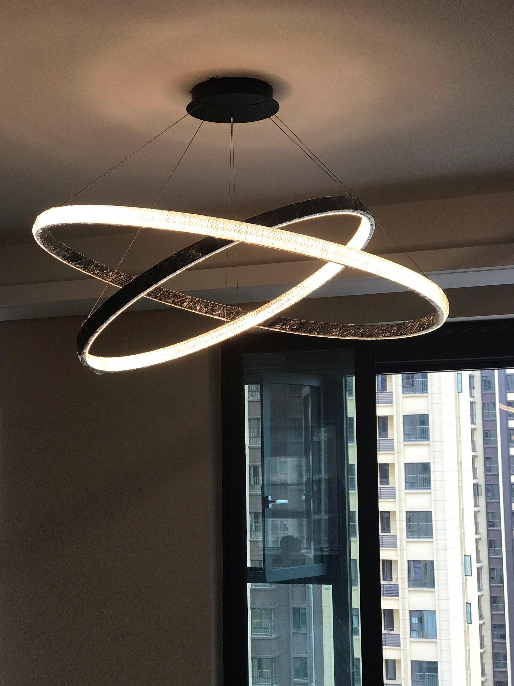 Black Aura Chandeliers - Cueteks