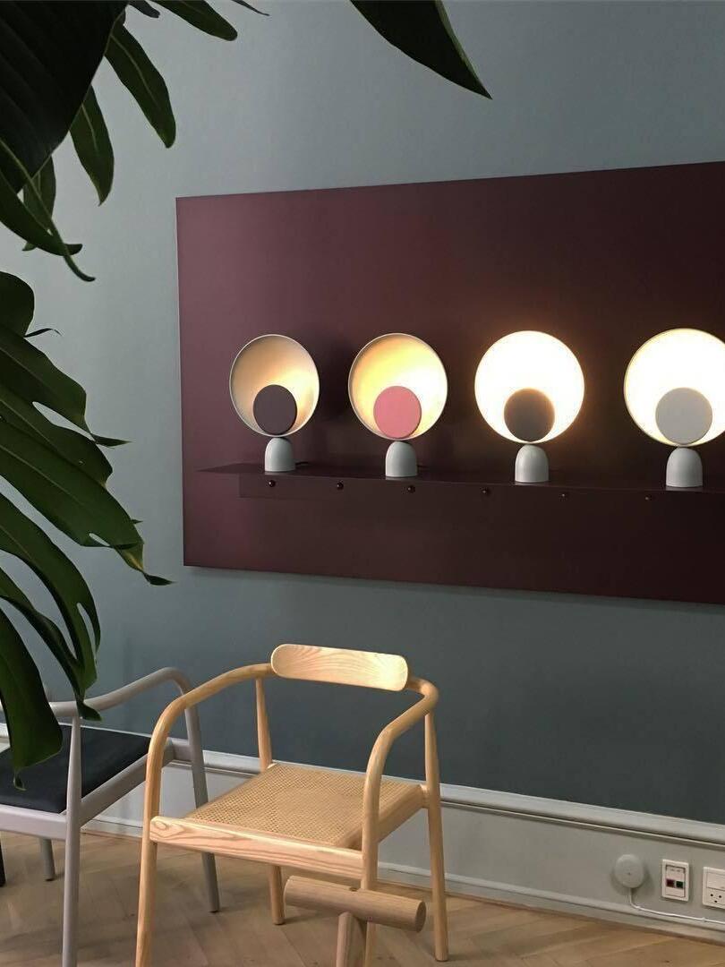 Macaroon Blooper Disc LED Decorative Table Lamp - Cueteks