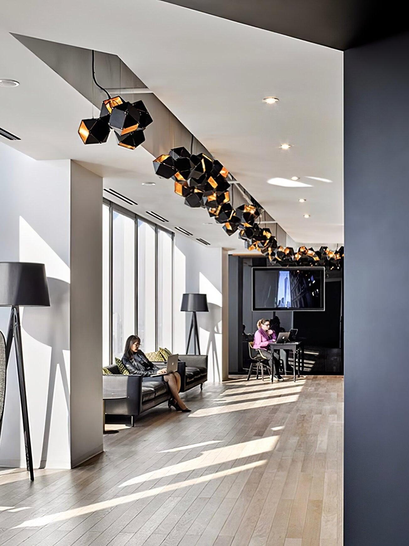 Welles Chandeliers - Cueteks