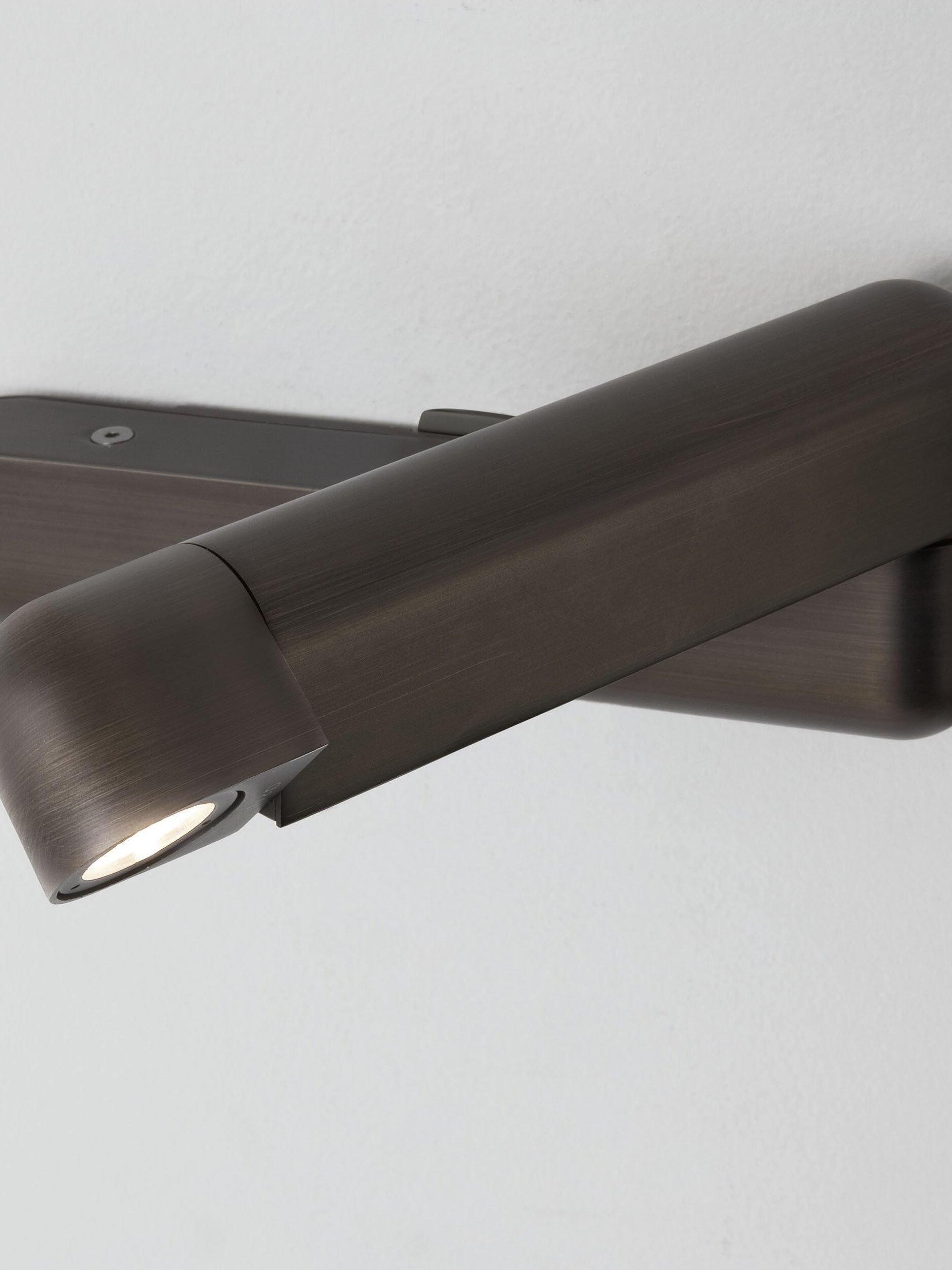 Corsa LED Bedside Light - Cueteks