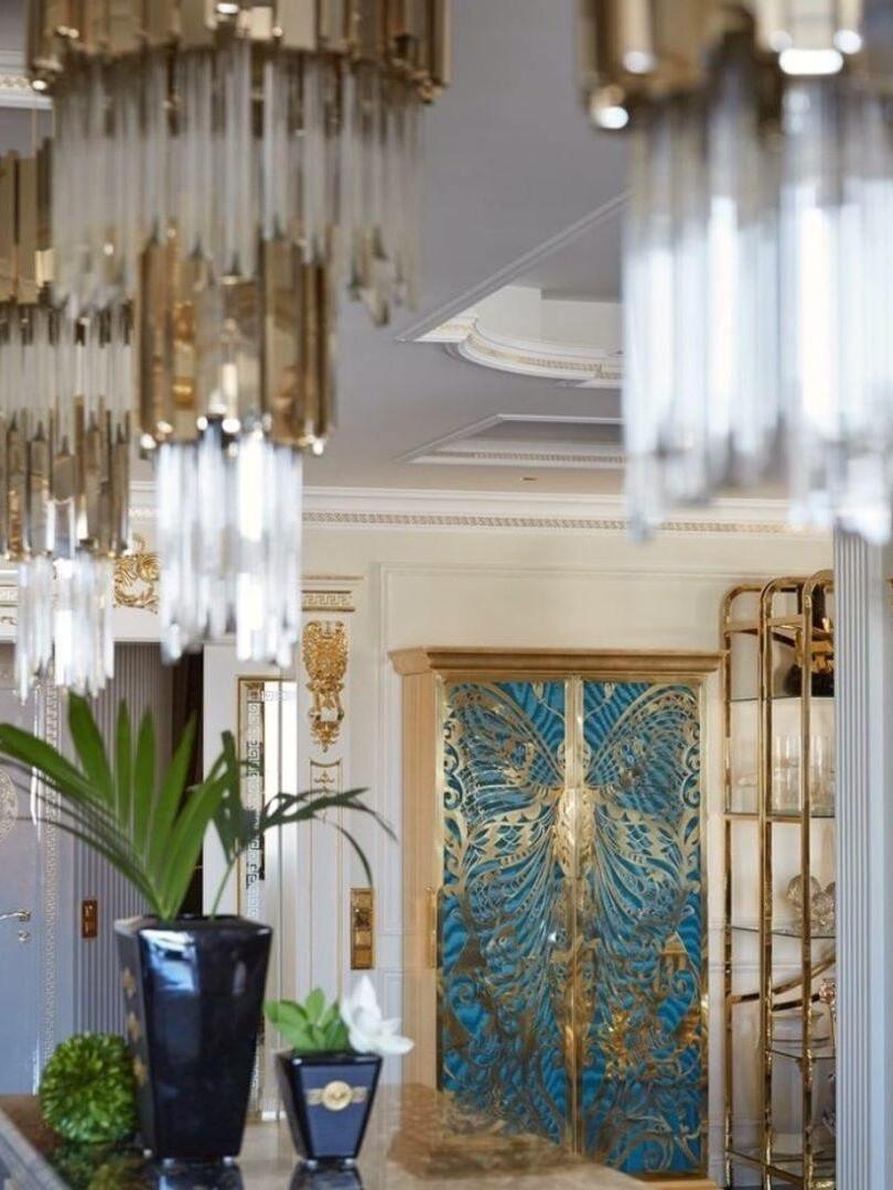 Empire Chandelier - Cueteks