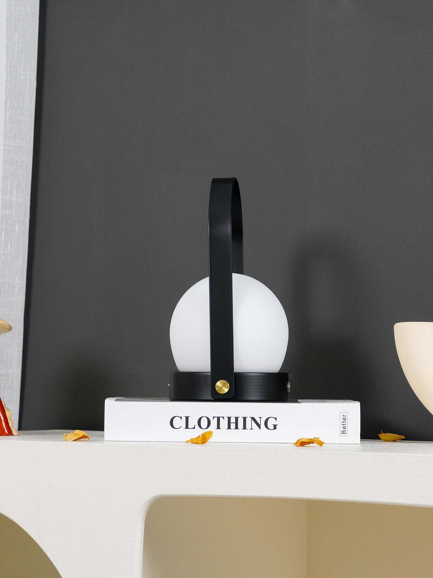 Portable Carrie Glass Ball LED Table Lamp - Cueteks