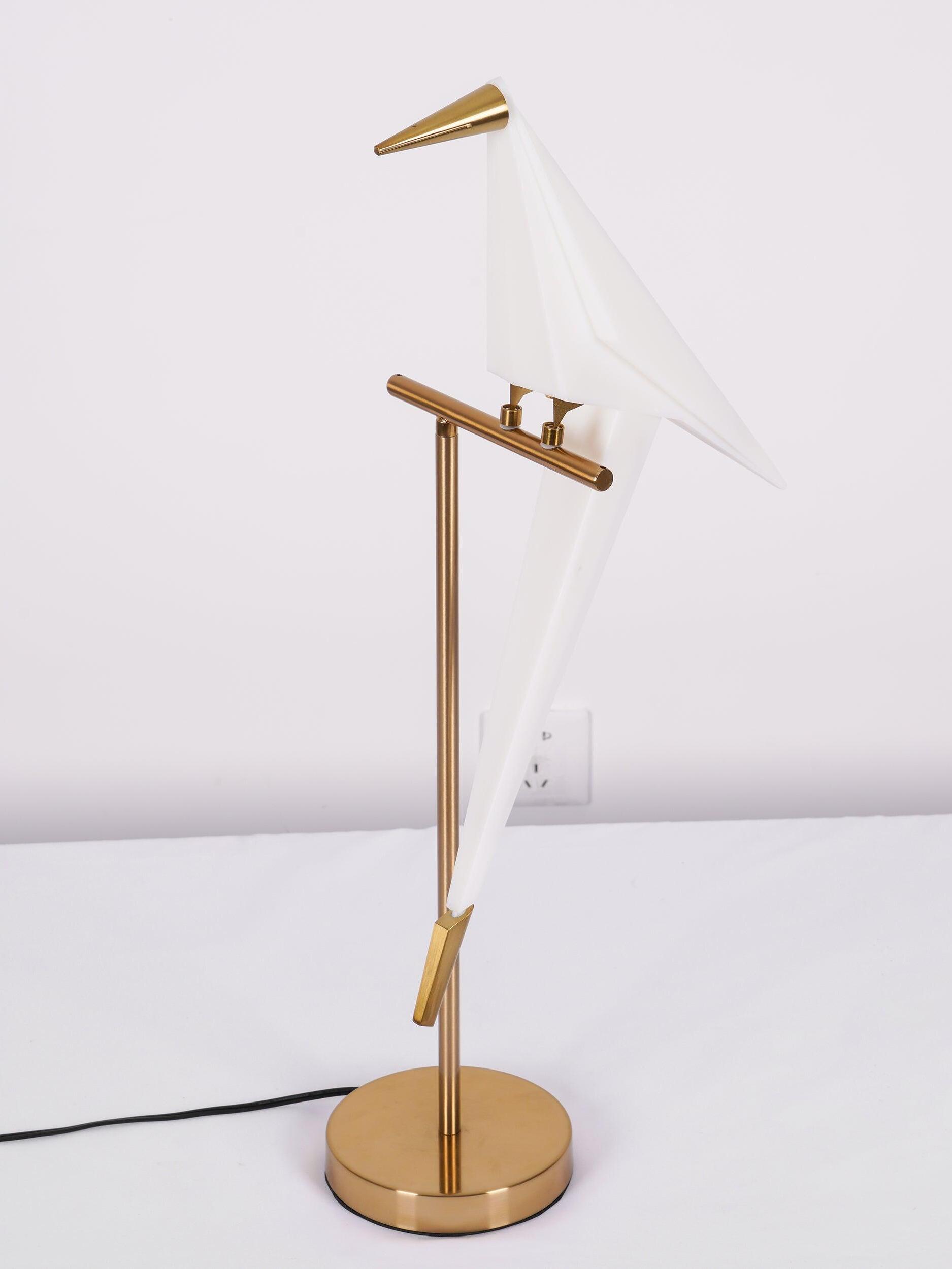 Perching Bird Table lamp - Cueteks