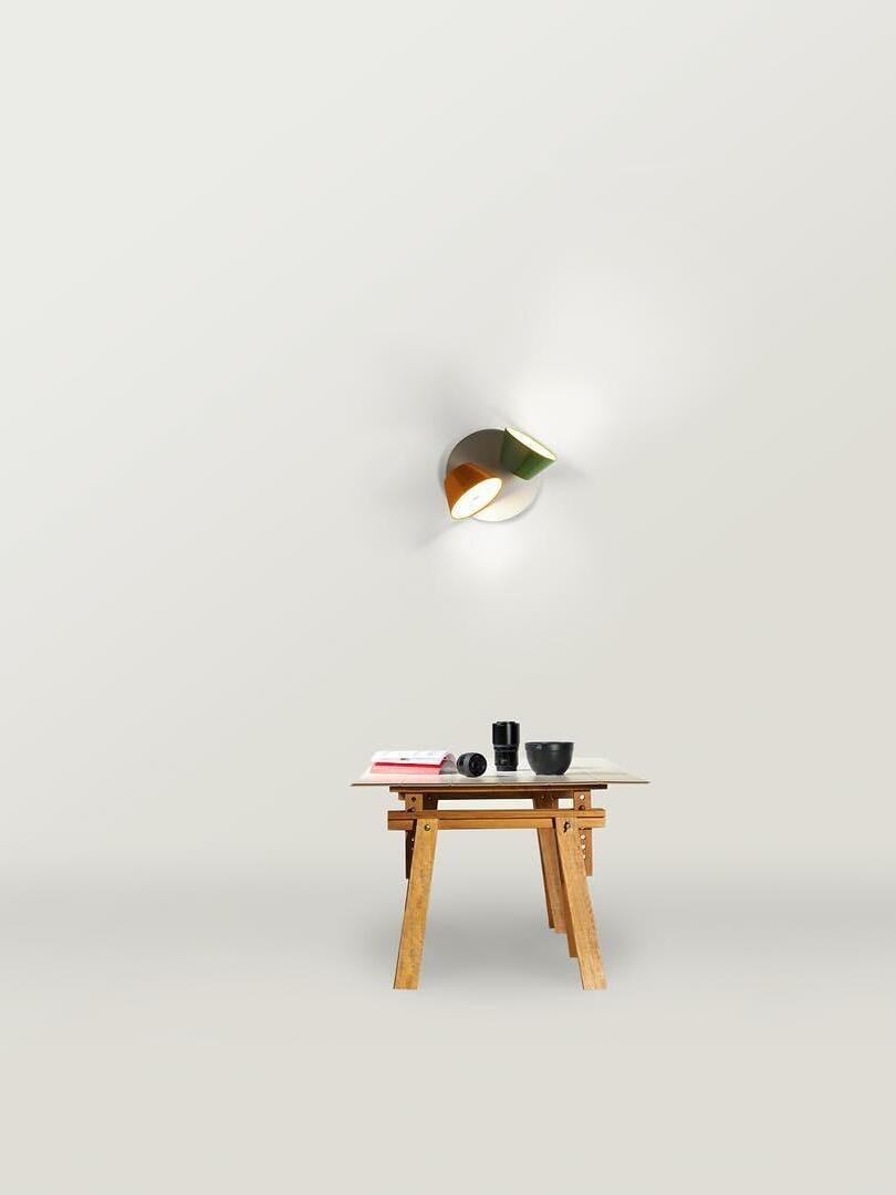 Modern Aluminum Methacrylate Tam Tam Wall Lamp - Cueteks