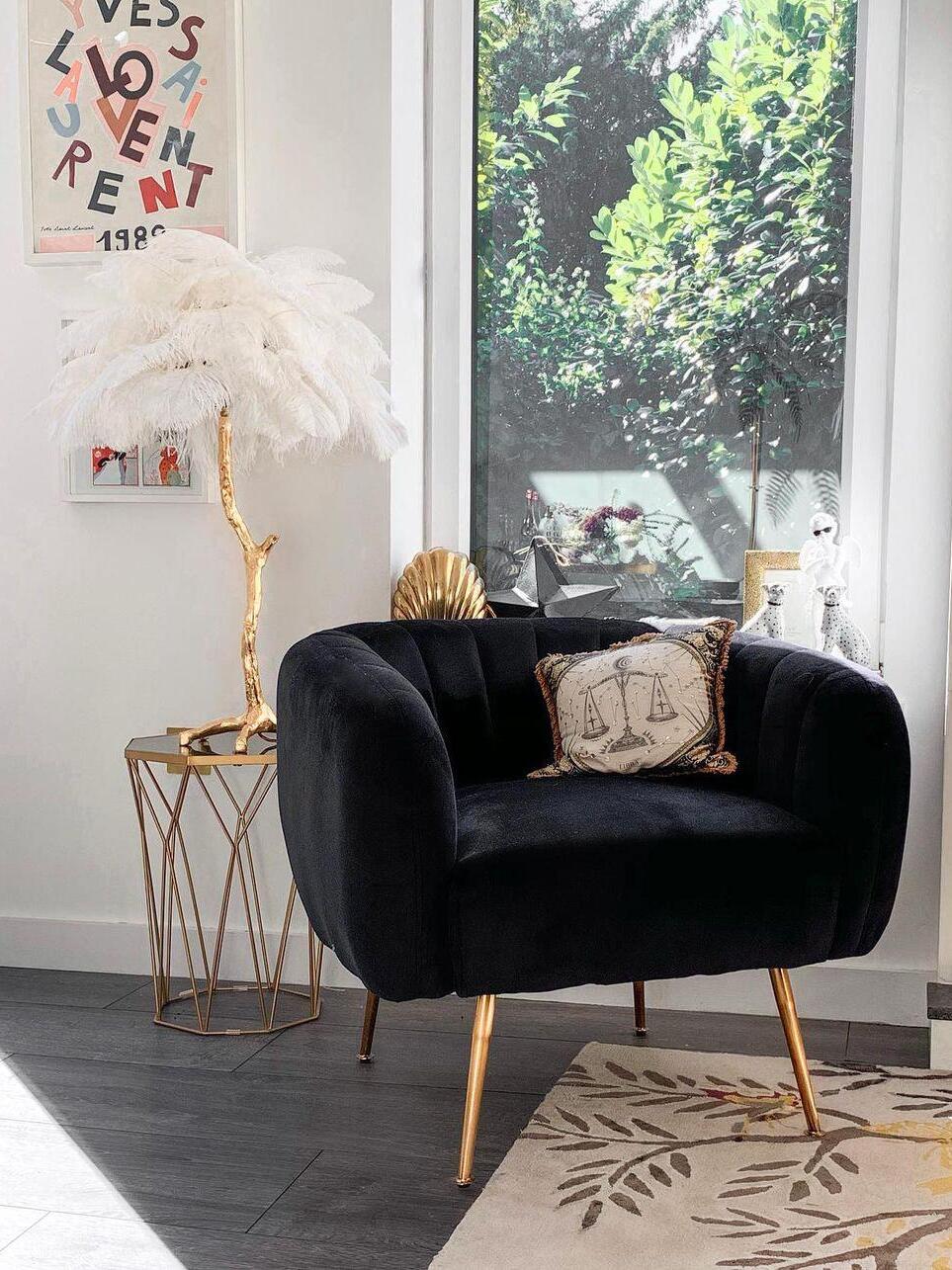 Ostrich Feather Table Lamp - Cueteks