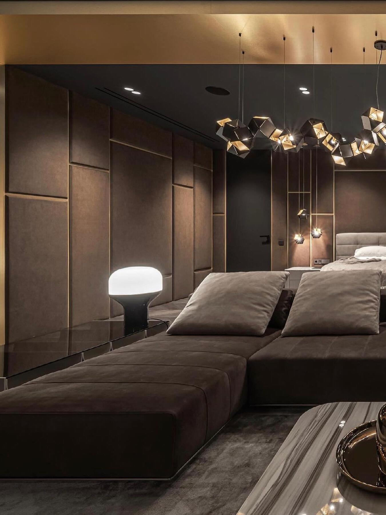 Welles Chandeliers - Cueteks