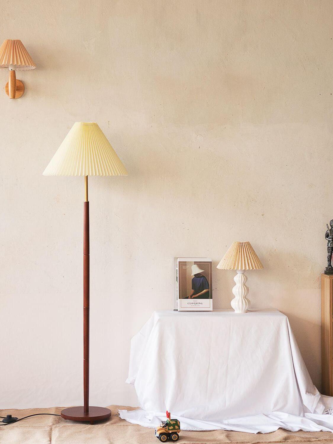 Leo Table lamp - Cueteks