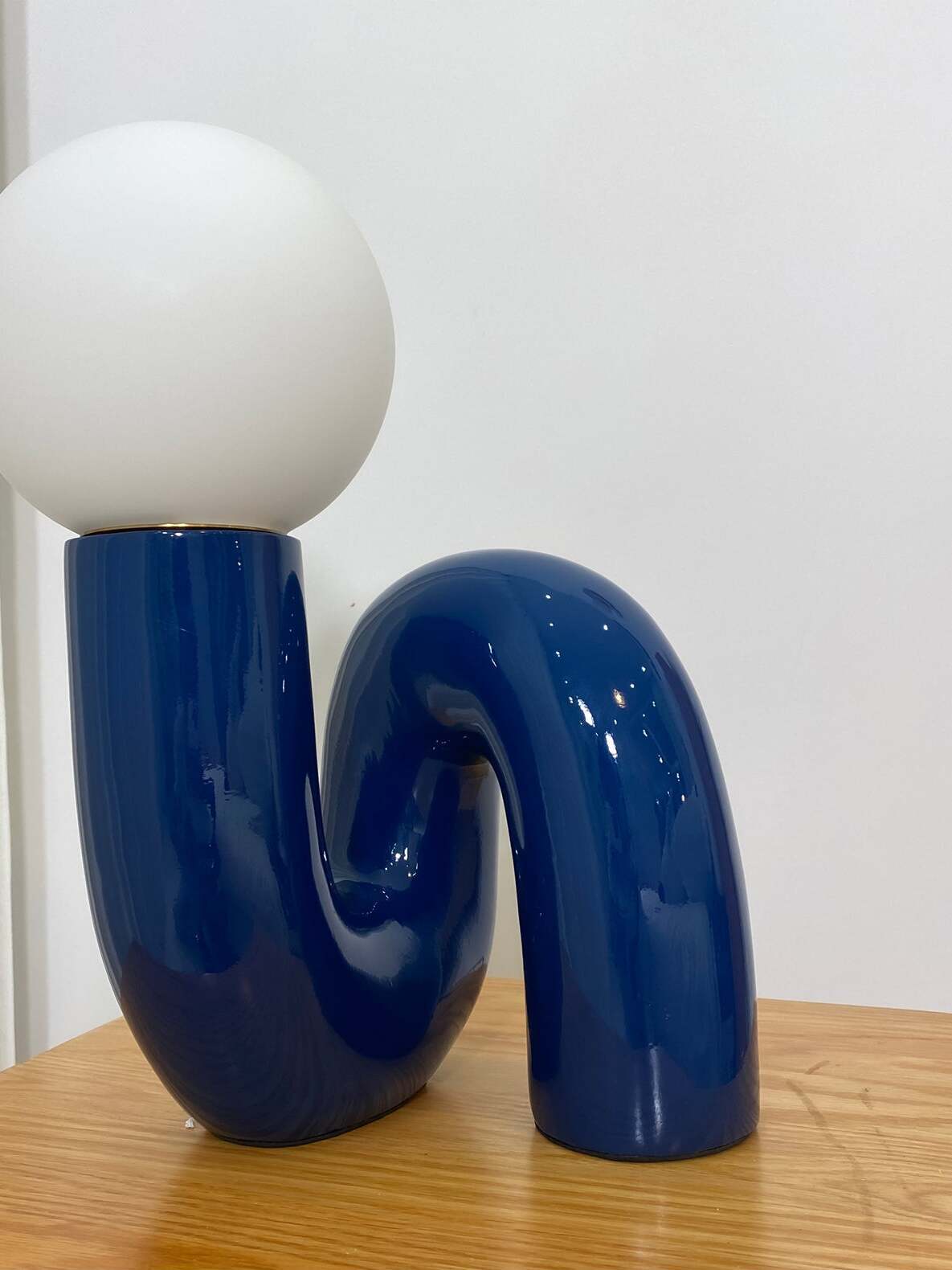 Delicate Neotenic Glass Bedroom Table Lamp  - Cueteks