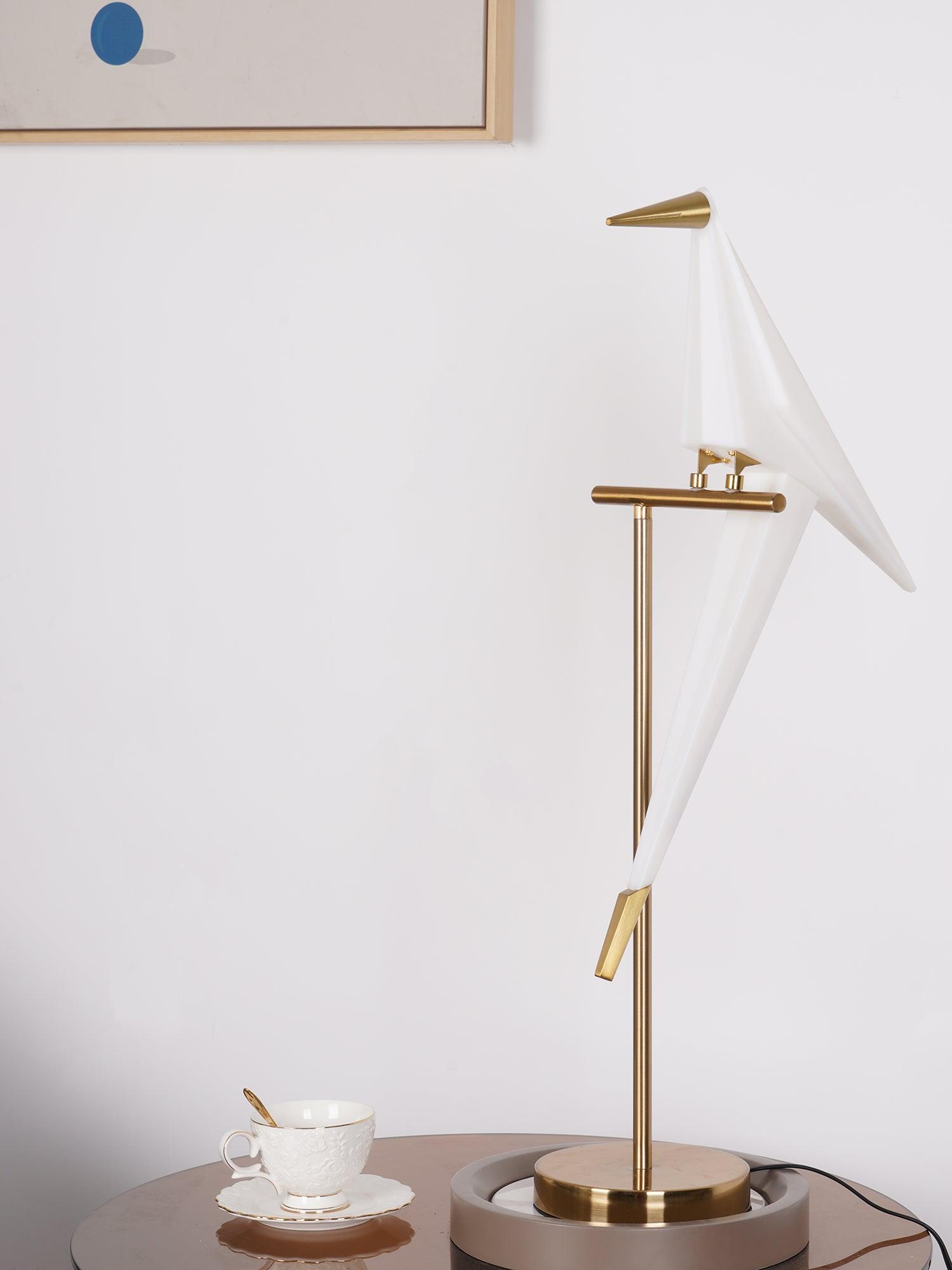 Perching Bird Table lamp - Cueteks