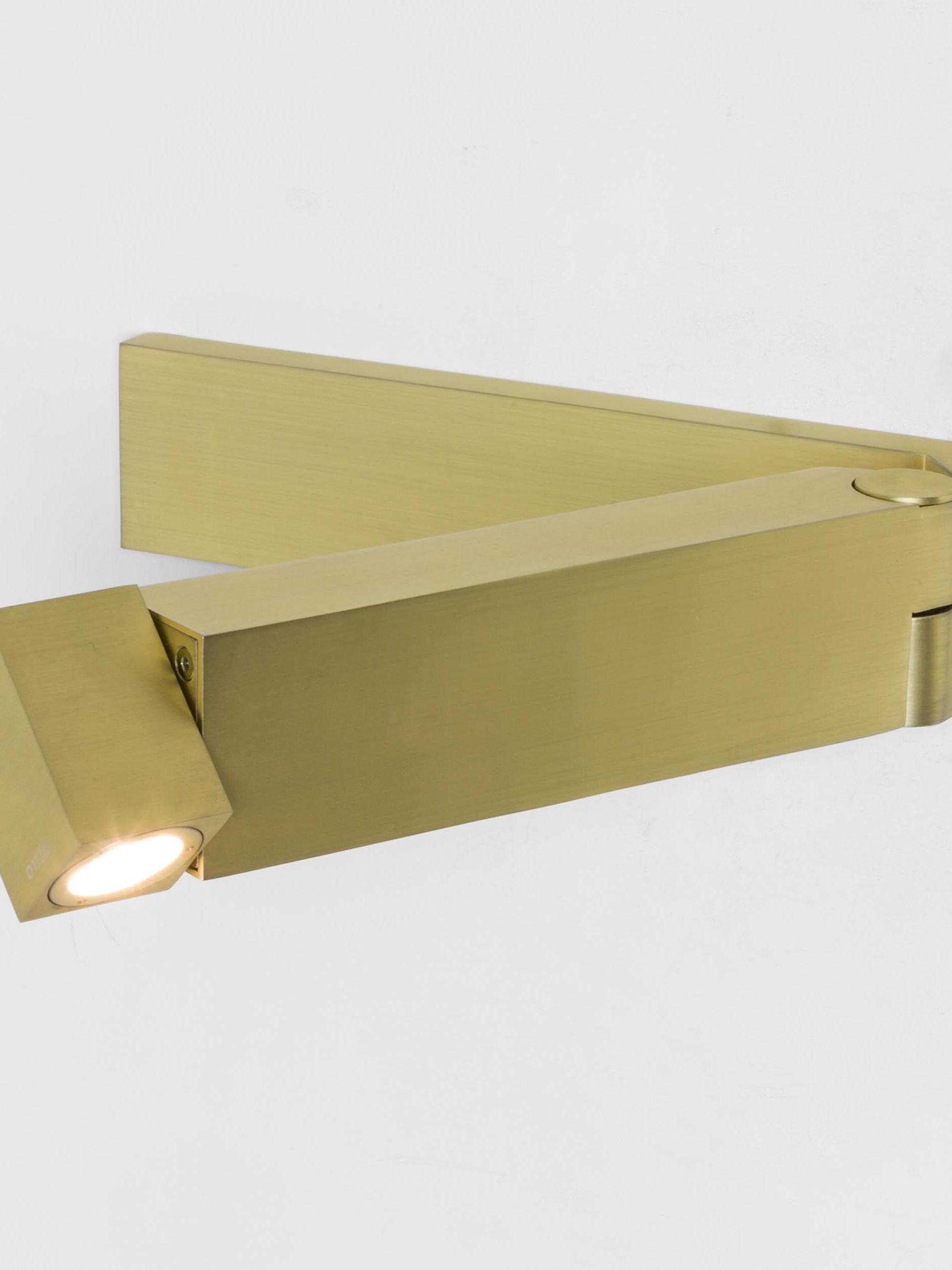 Tosca LED Bedside Light - Cueteks