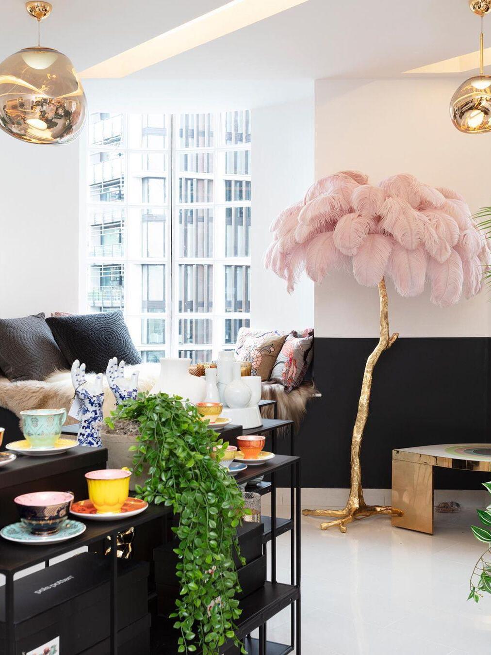 Art Deco Brass Ostrich Feather Floor Lamp - Cueteks