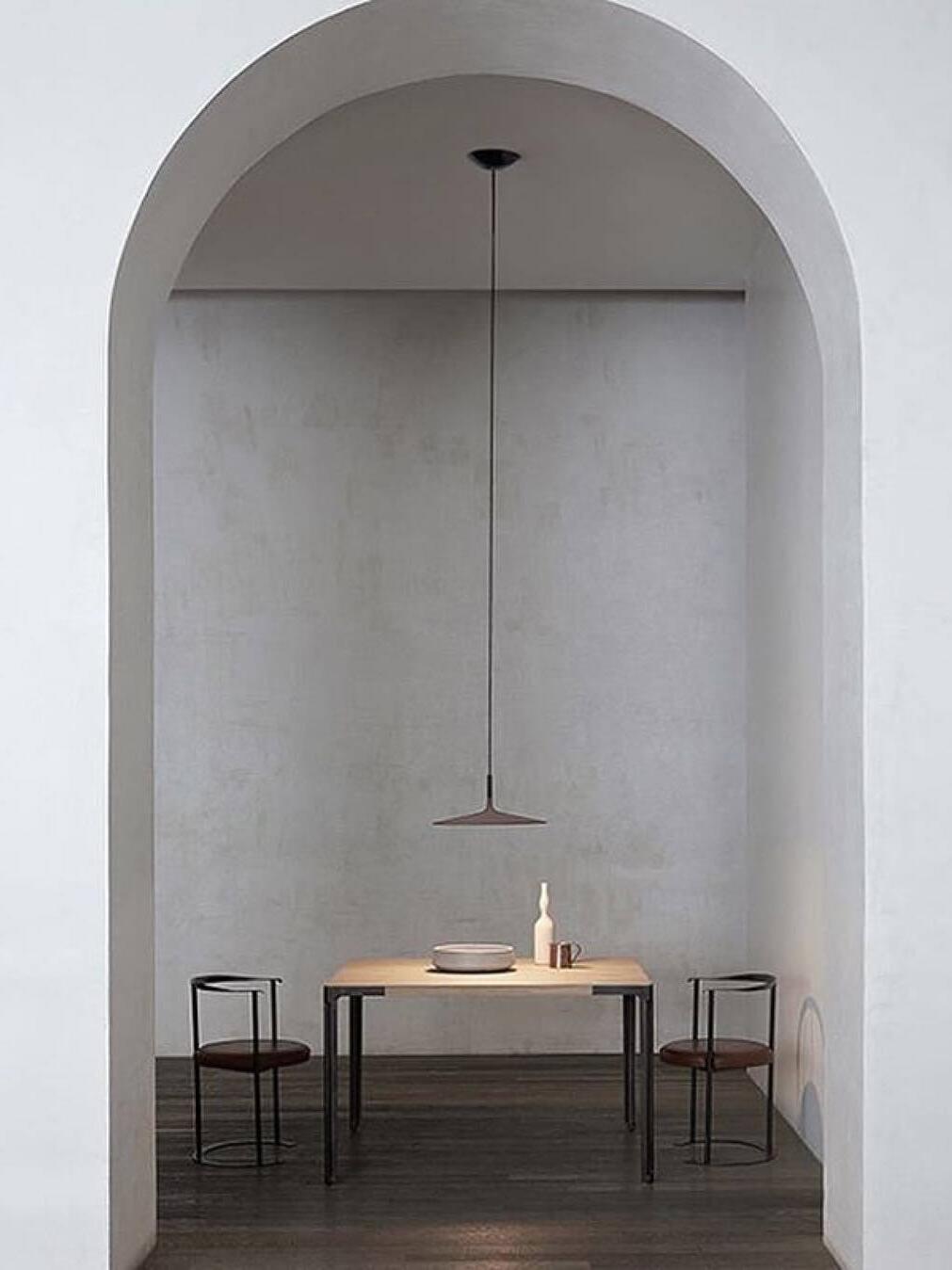 Aplomb Metal Pendant Lamp - Cueteks