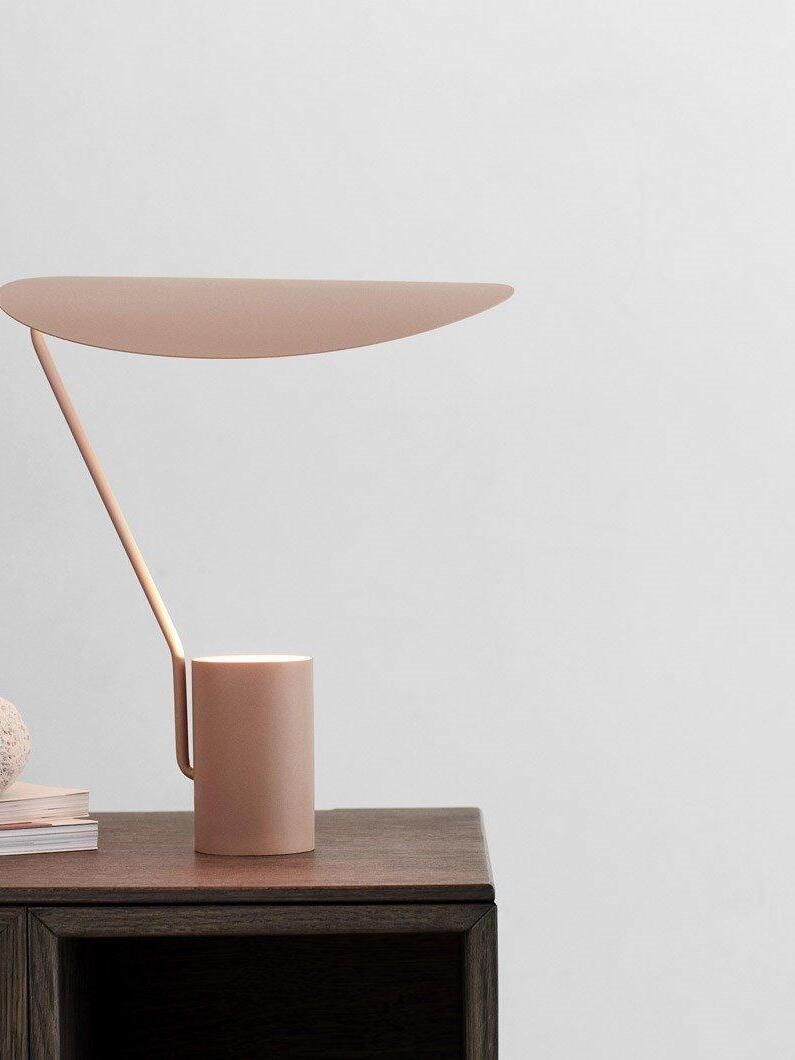 Creative Ombre Leaf Shape Table Lamp - Cueteks