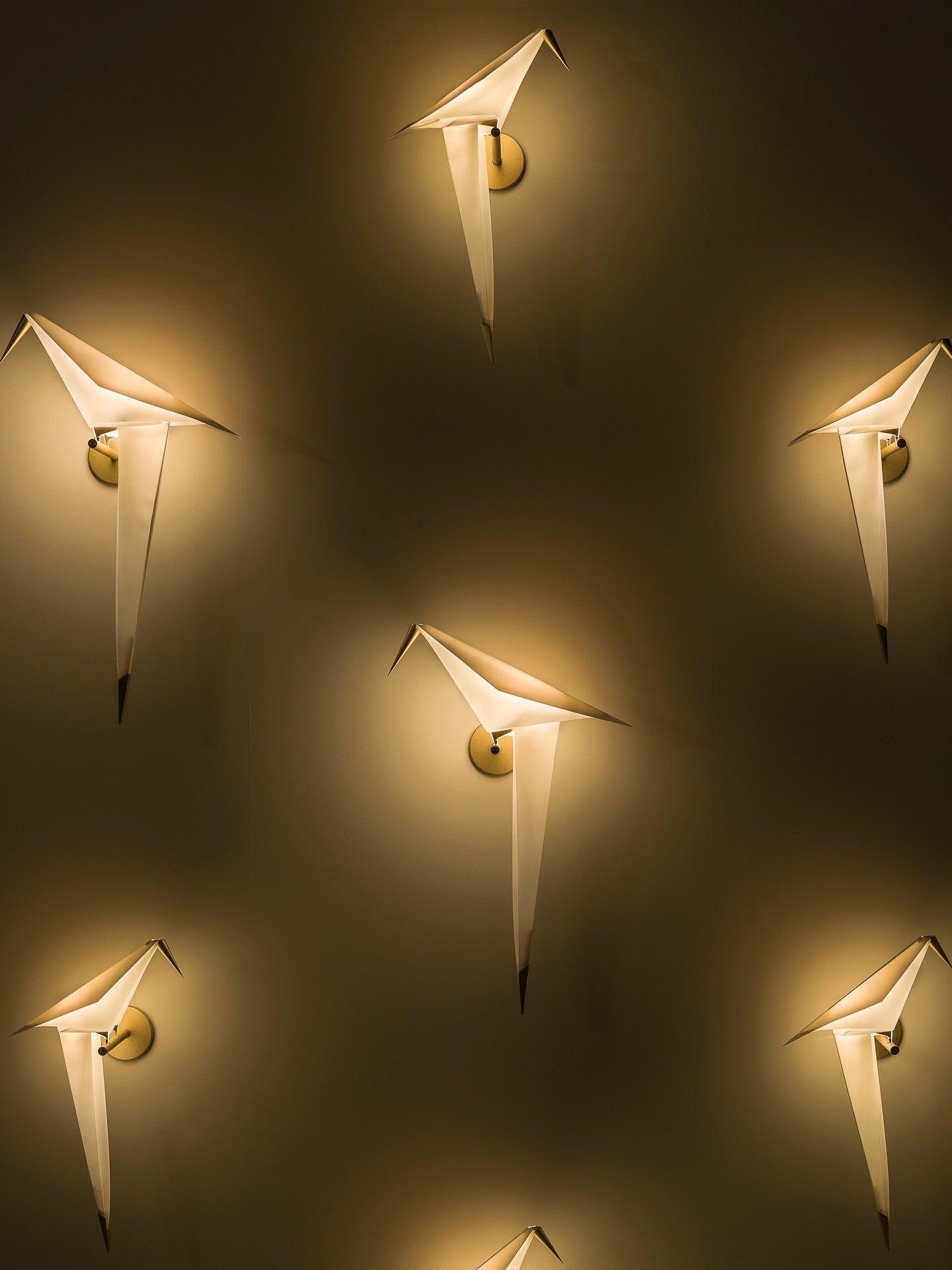 Modern Metal Perching Bird Wall Lamp For Bedroom - Cueteks