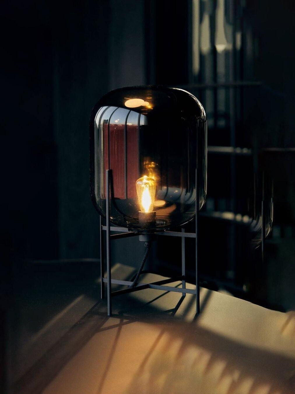 Classic Oda Transparant Glass Ball Table Lamp - Cueteks