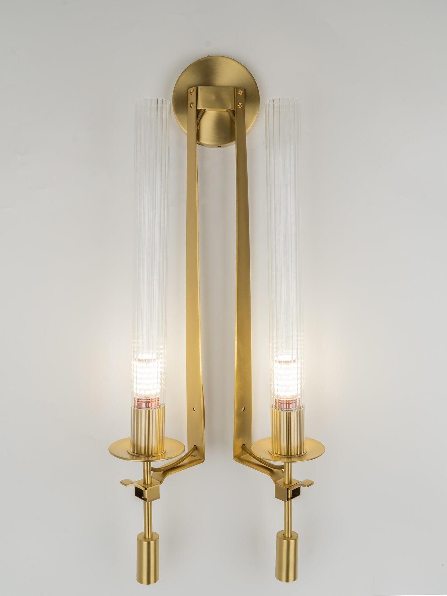 Retro Brass Fontanelle Glass Wall Lamp For Bedroom - Cueteks