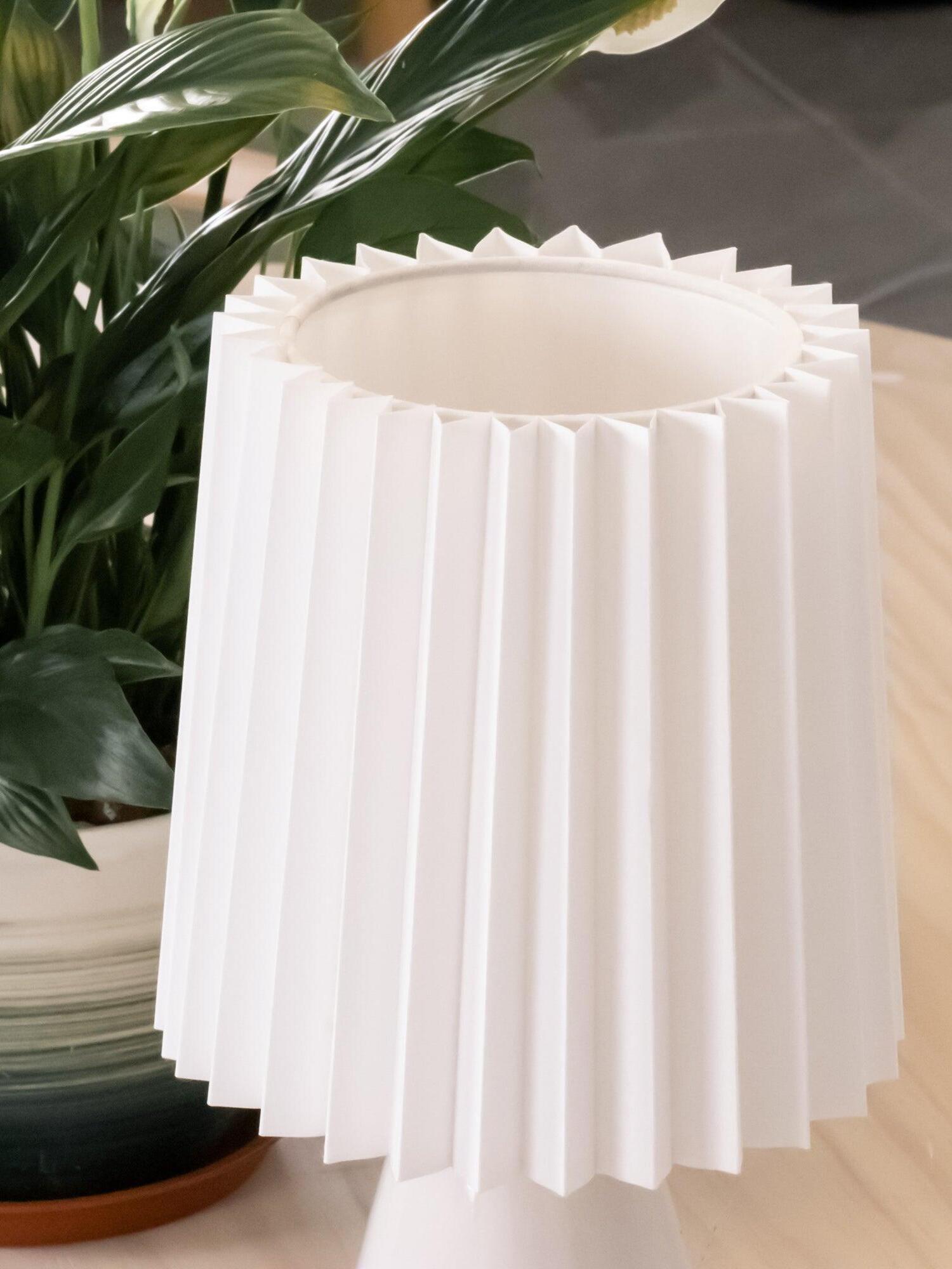 Delilah Table Lamp - Cueteks