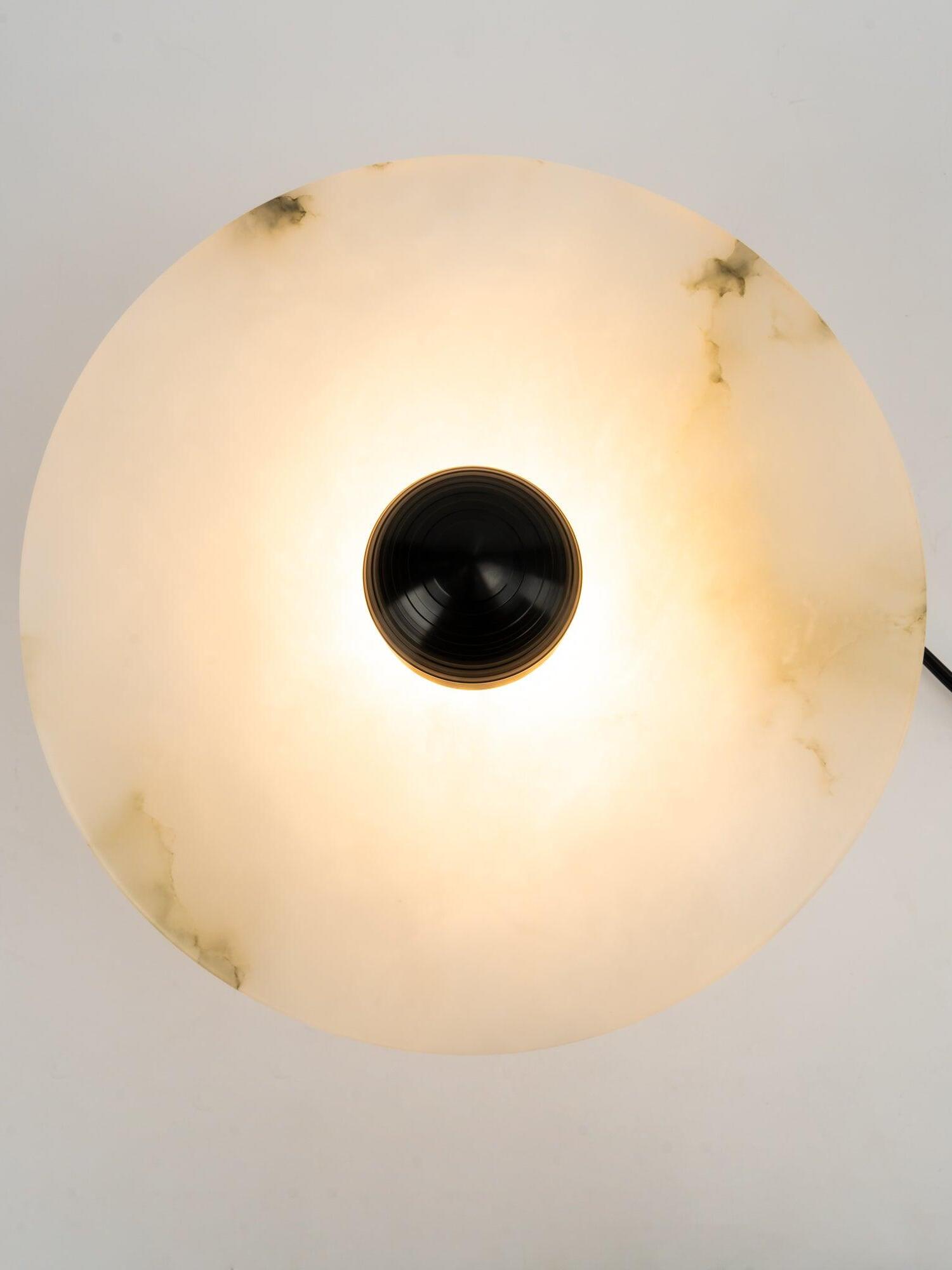 Median Table Lamp - Cueteks