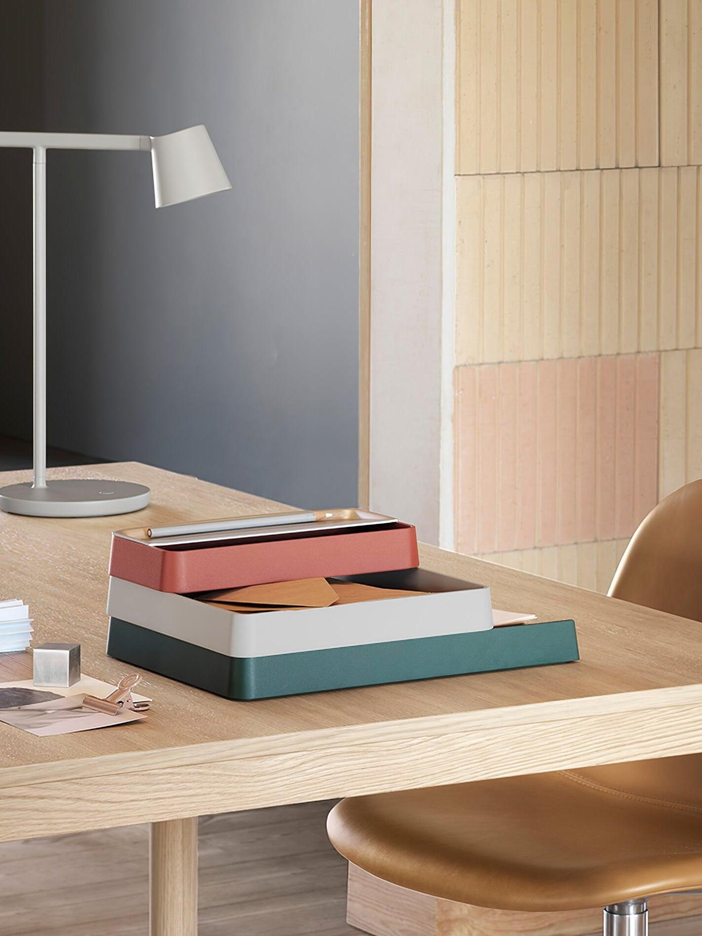 Tip Table Lamp - Cueteks